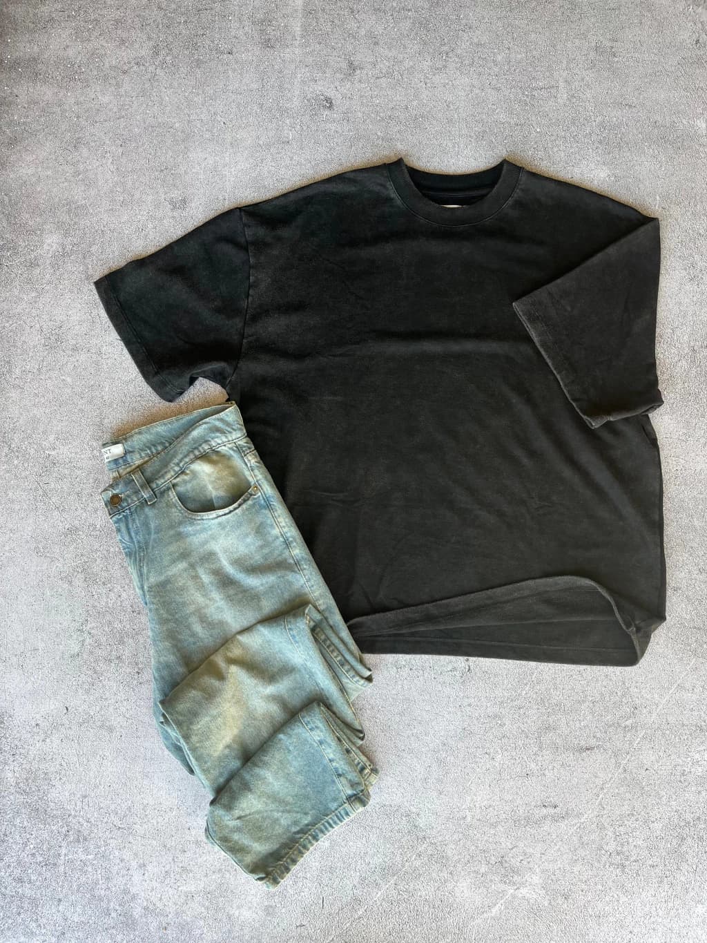 REMERA STONE