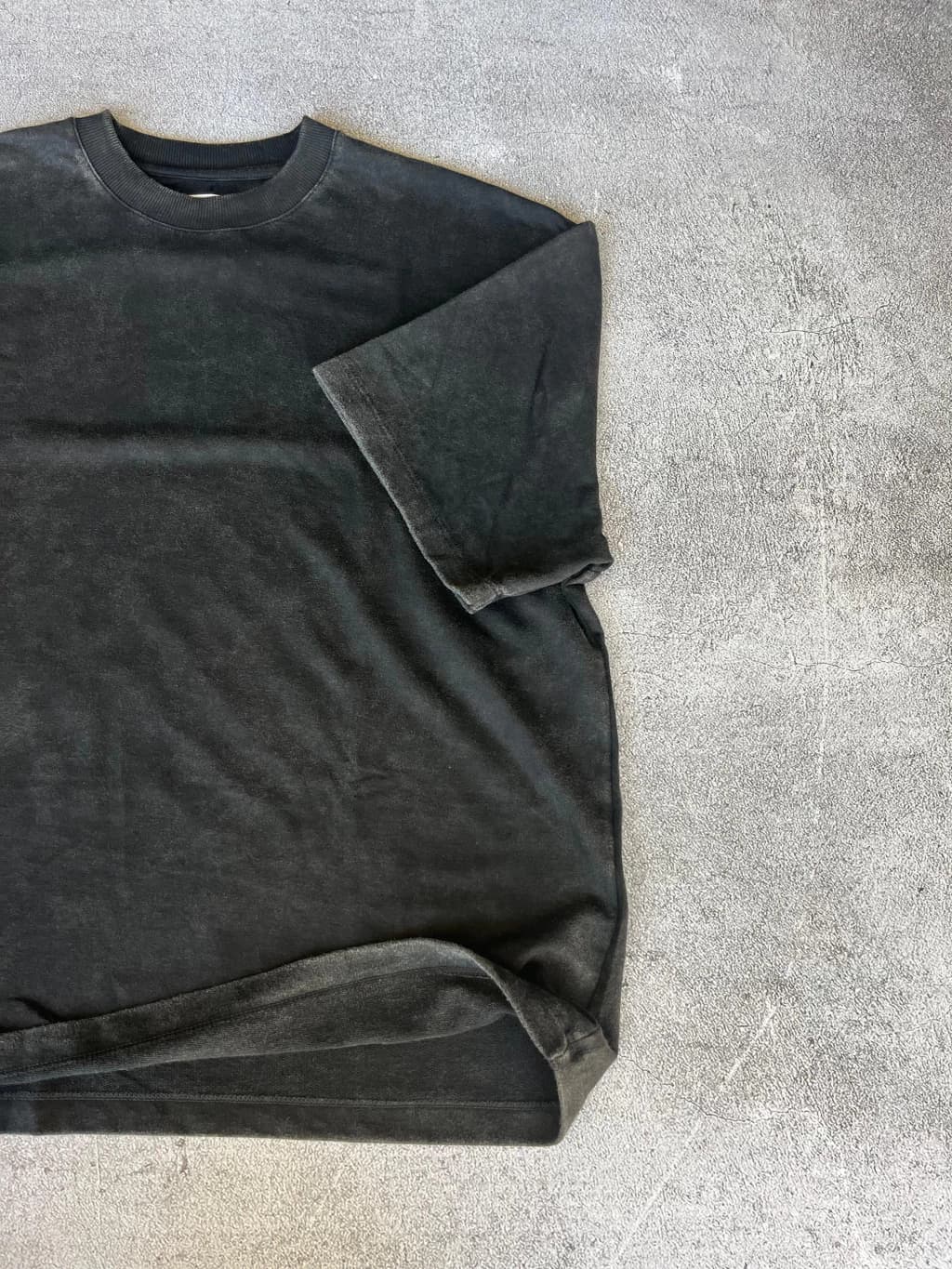 REMERA STONE